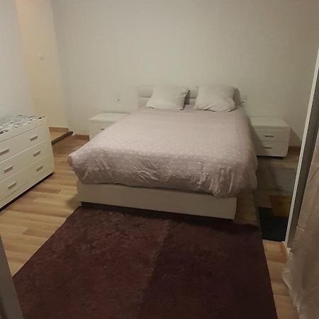 Charmant F3 Avec Terrasse Perpignan Kültér fotó